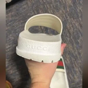Gucci | Shoes | White Gucci Slides Size 1 1212 | Poshmark display picture 3